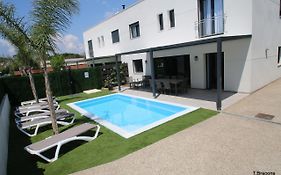 Villa Milos